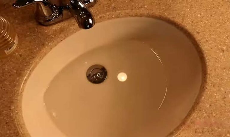 bathroom sink drain won't stay closed