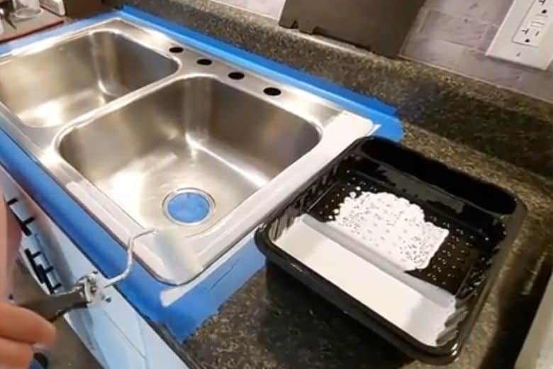 Can you paint a kitchen sink